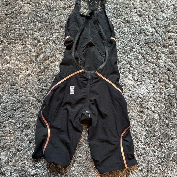 Speedo LZR intent rosegold/black size 25 - WORN - Picture 2 of 6